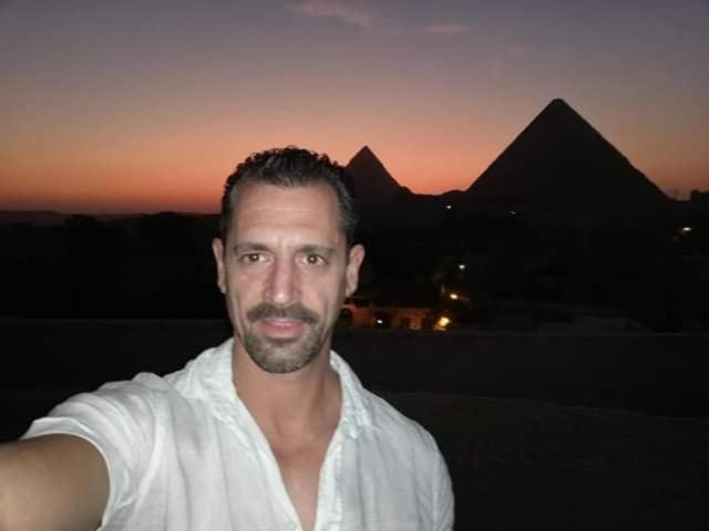 Kafret el-Gabal Best Four Pyramids View מראה חיצוני תמונה
