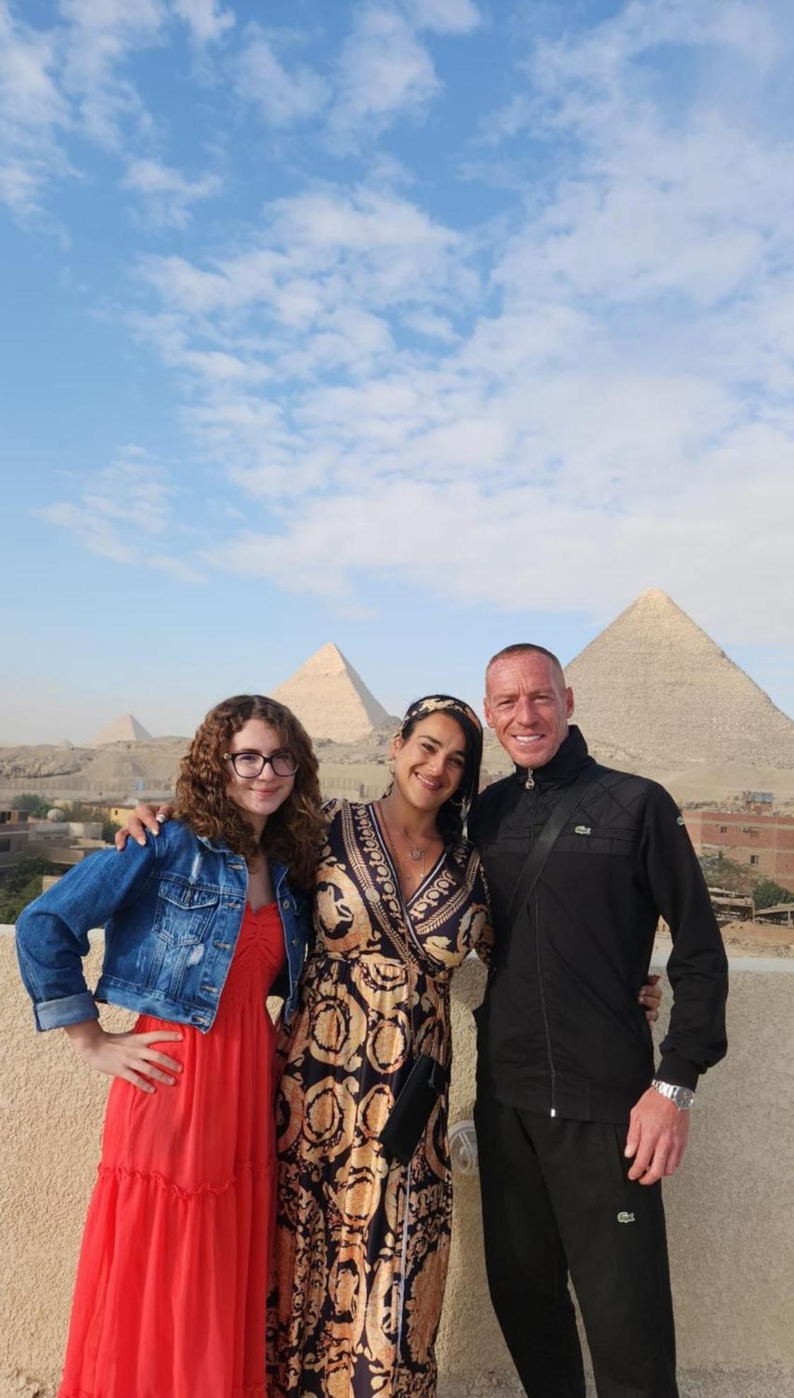 Kafret el-Gabal Best Four Pyramids View מראה חיצוני תמונה